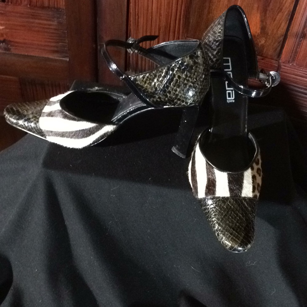 Moda Heels - image 3